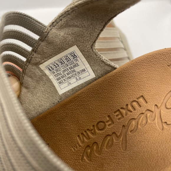 Skechers luxe foam wedge sandals women’s Size 6.5 - Picture 7 of 8